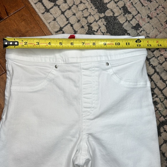 SPANX Cropped Flare Jeans - size xs - white - Picture 15 of 17